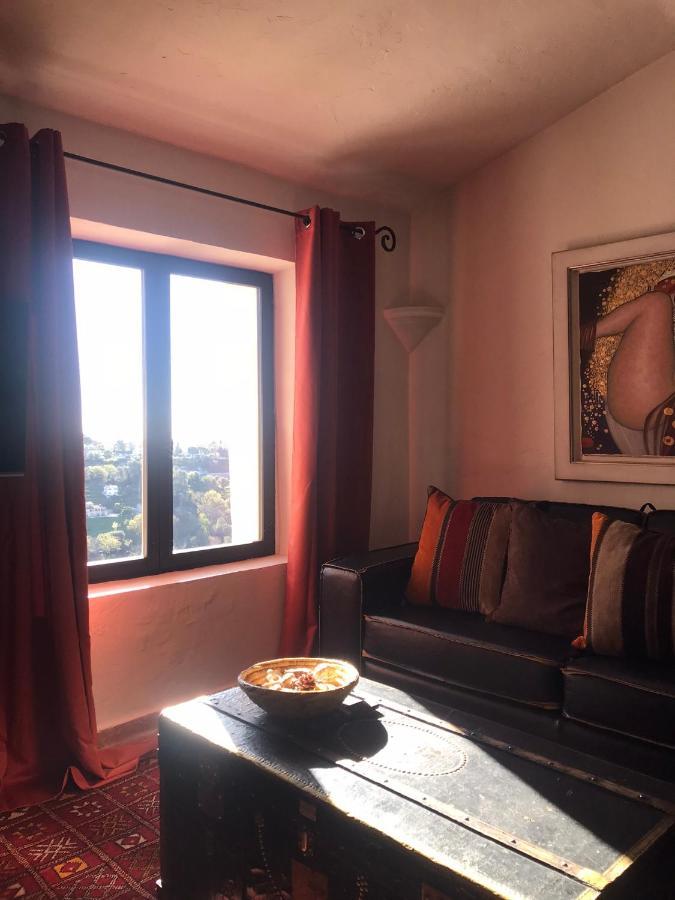 Derriere L'eglise Apartment